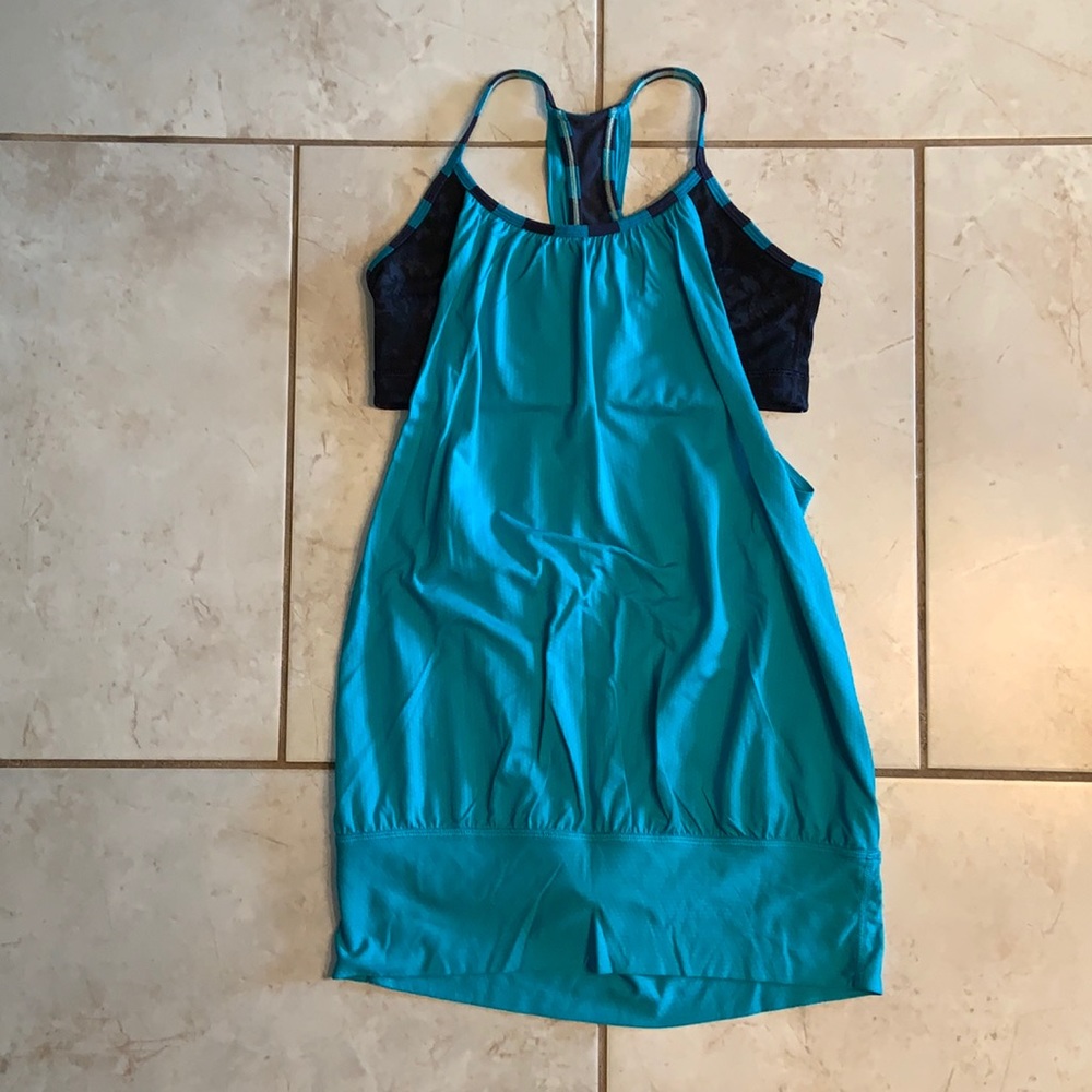 Lululemon Tank w/ Built in Bra